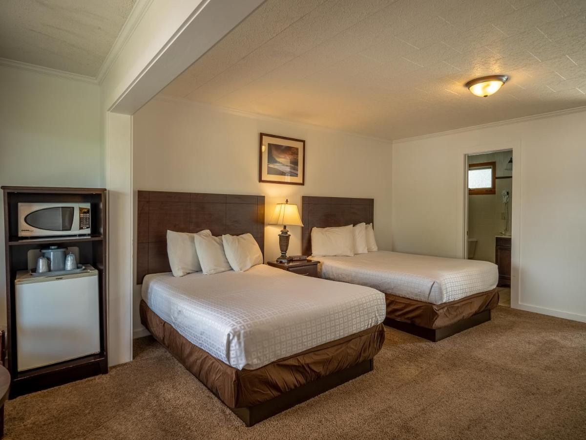 Lake 'N Pines Motel 库珀斯敦 外观 照片