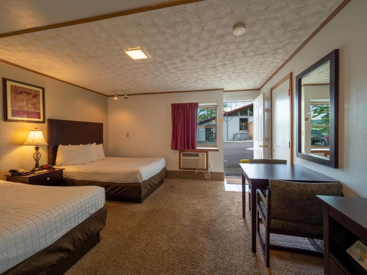 Lake 'N Pines Motel 库珀斯敦 外观 照片