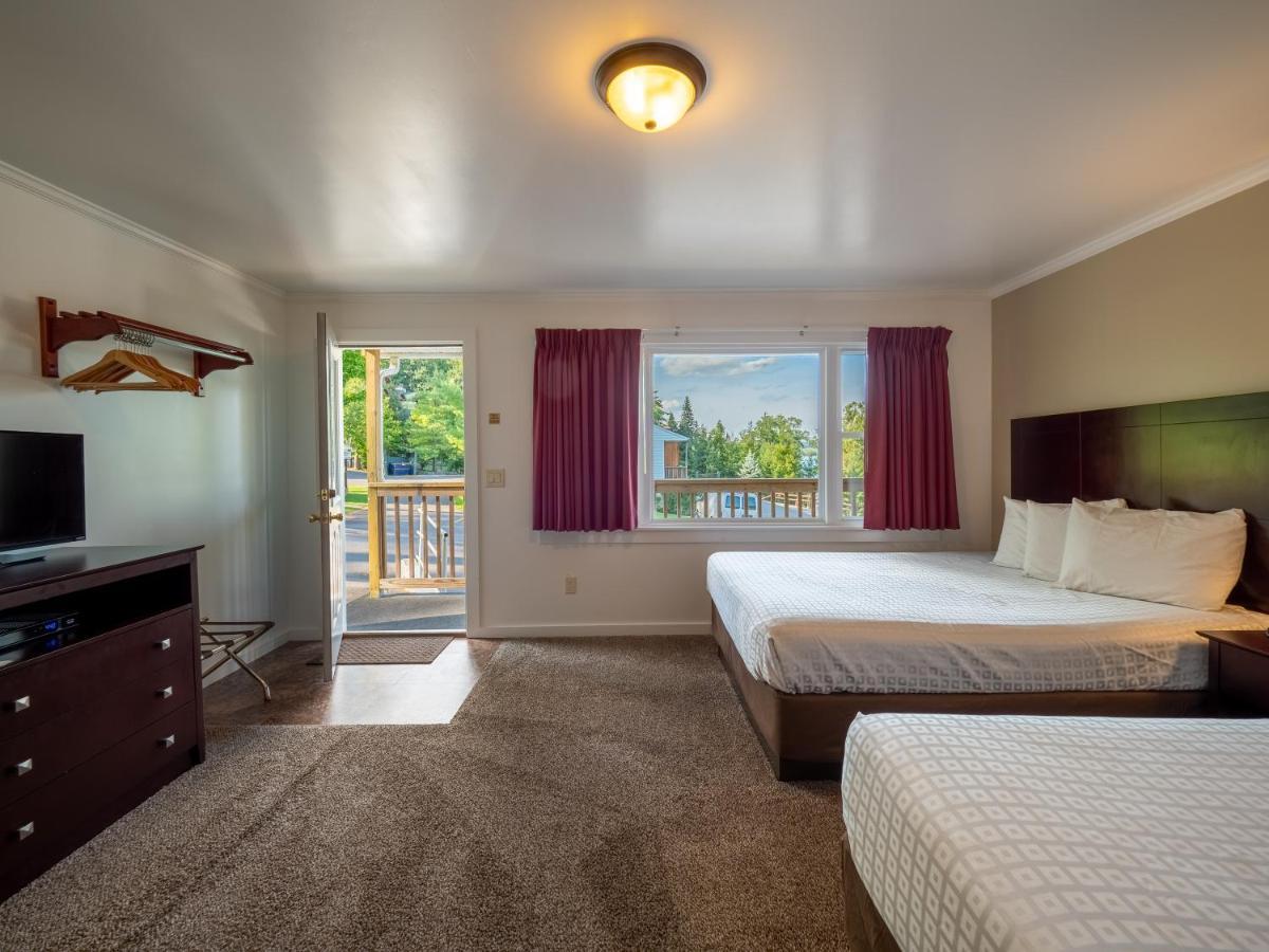 Lake 'N Pines Motel 库珀斯敦 外观 照片
