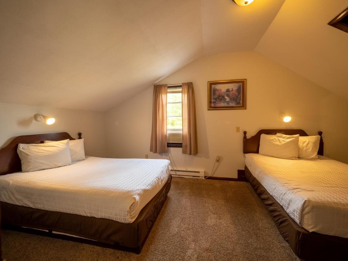 Lake 'N Pines Motel 库珀斯敦 外观 照片
