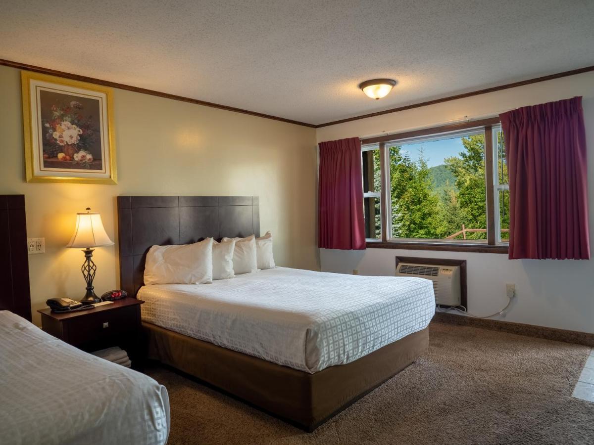 Lake 'N Pines Motel 库珀斯敦 外观 照片