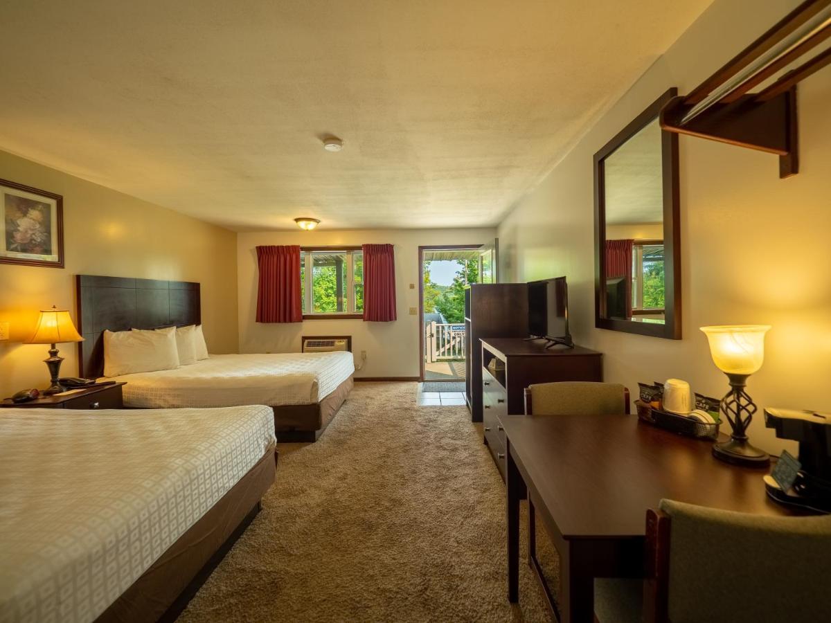Lake 'N Pines Motel 库珀斯敦 外观 照片