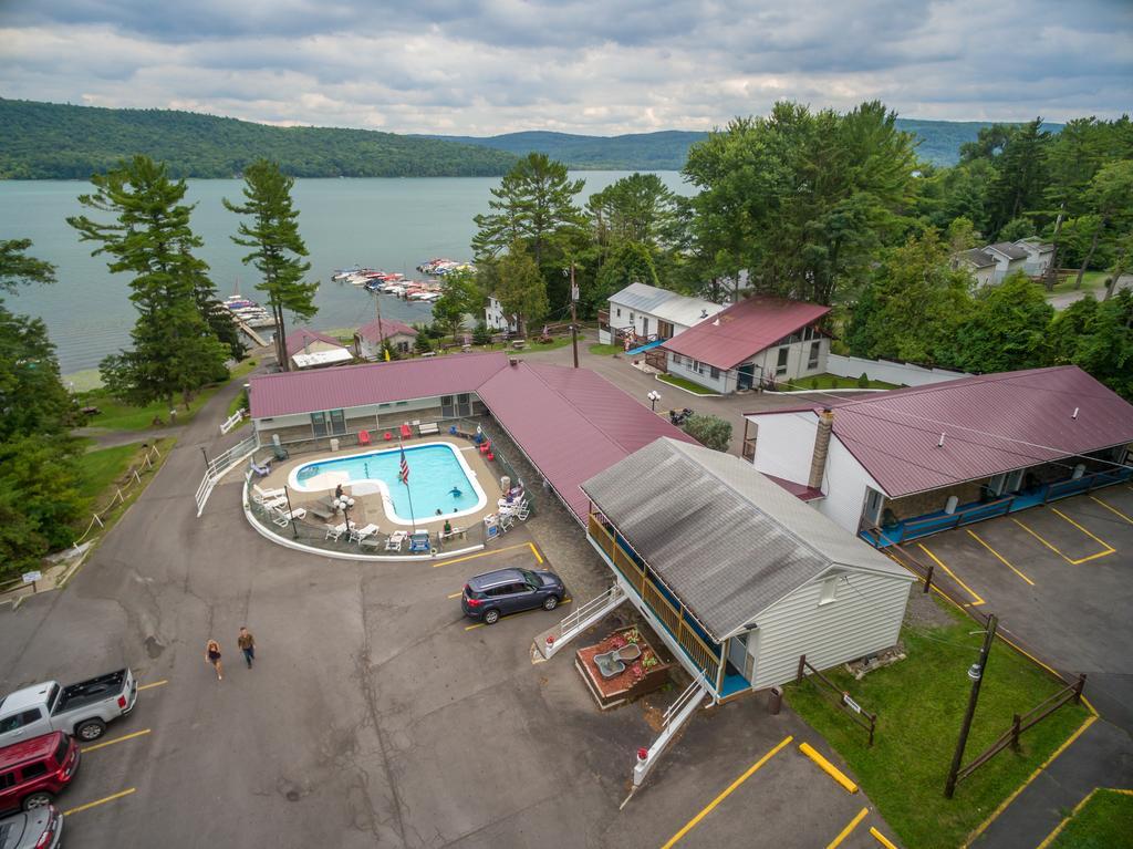 Lake 'N Pines Motel 库珀斯敦 外观 照片