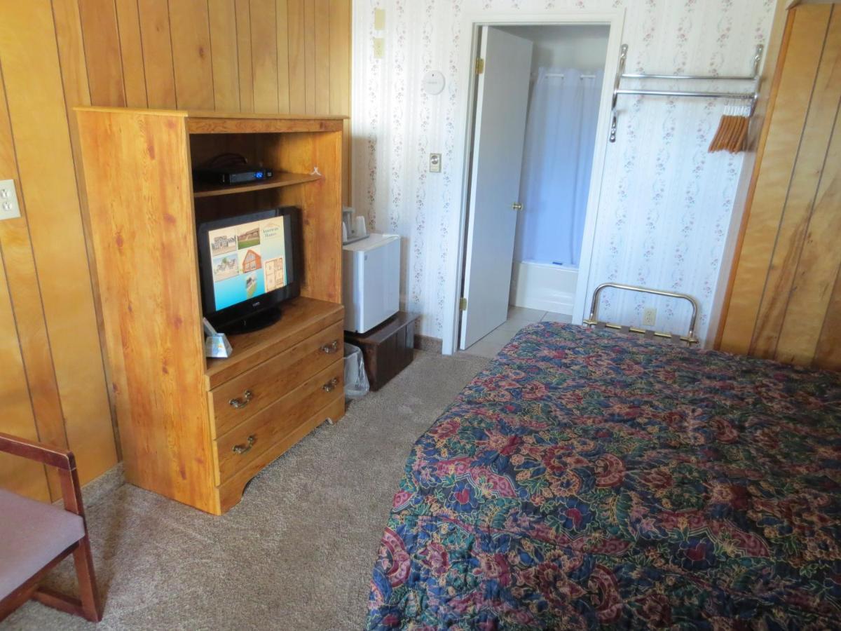 Lake 'N Pines Motel 库珀斯敦 外观 照片